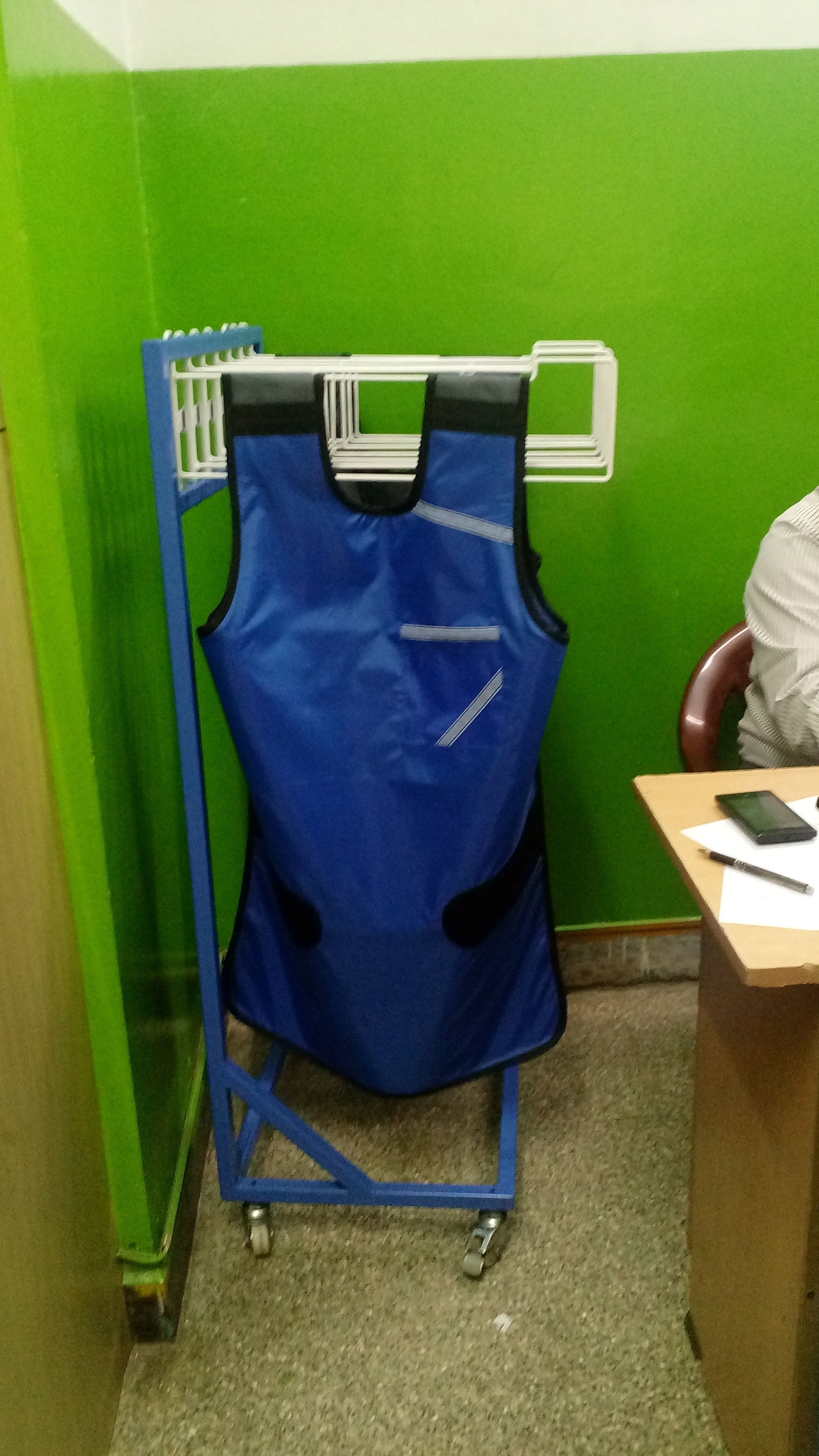 Apron Stand