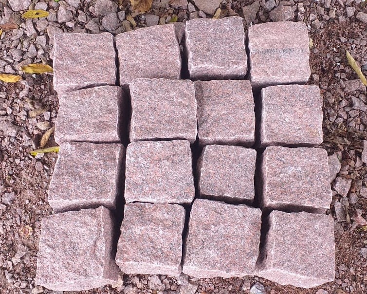 Natural Manga Red Granite Cobbles And Cube Stones - Application: Park