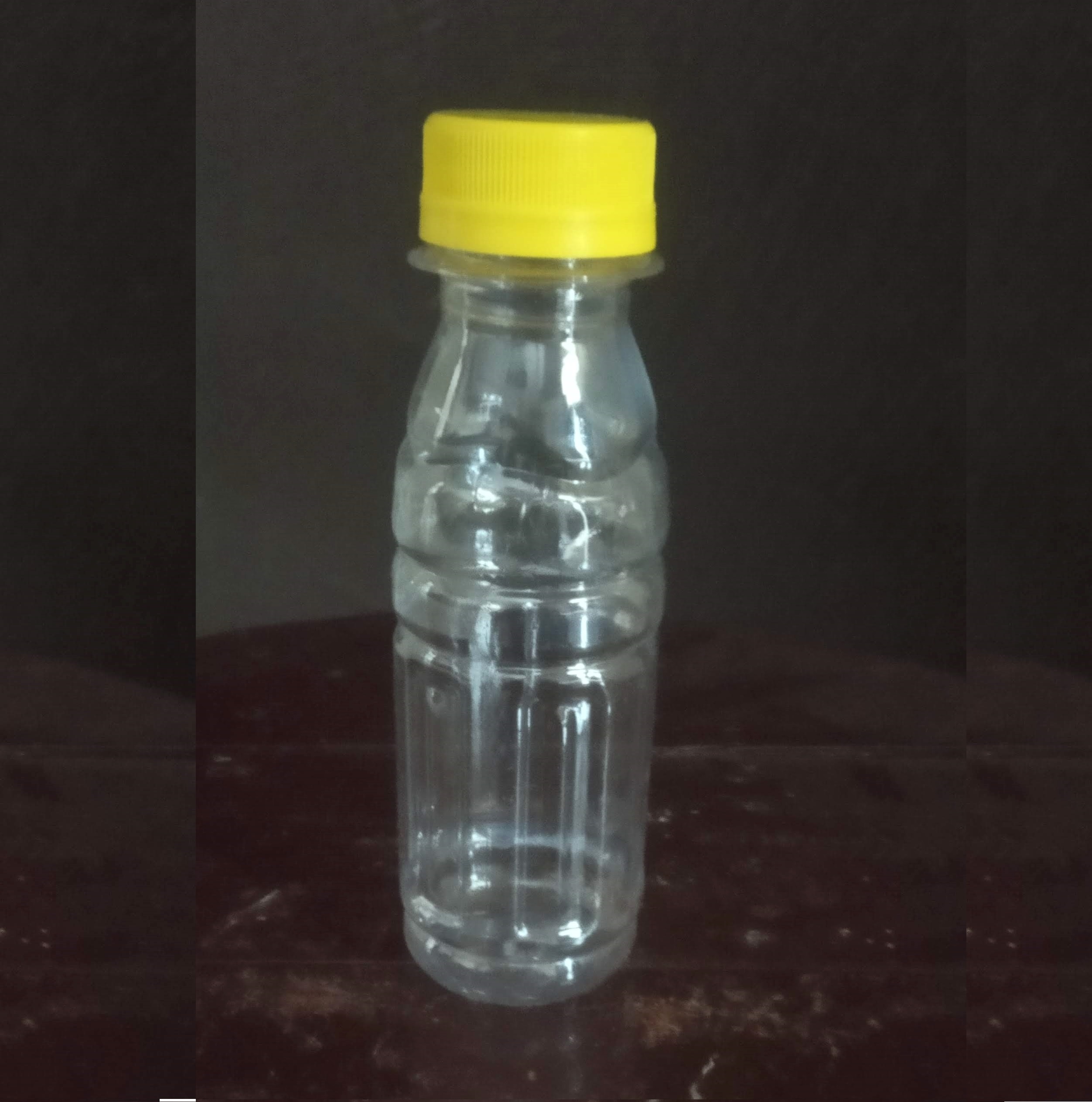 100ml Empty Mustard Oil Bottle Capacity: 100 Milliliter (Ml)