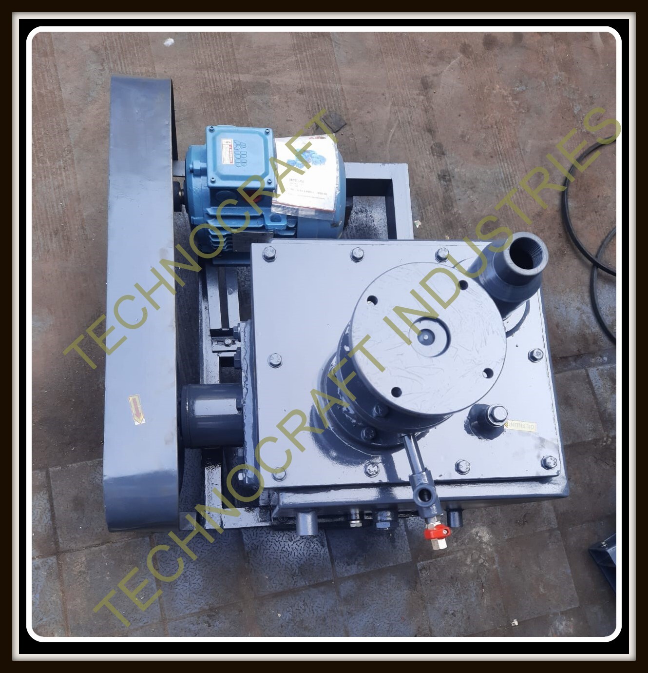 Rotary Vane High Vacuum Pump - Flow Rate: 3 Cubic Meter To 600 Cubic Meter