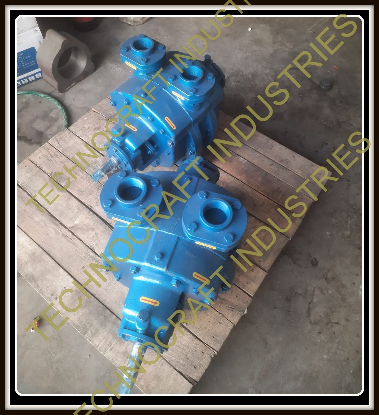 Three Phase Water Ring Vacuum Pump - Color: Blue