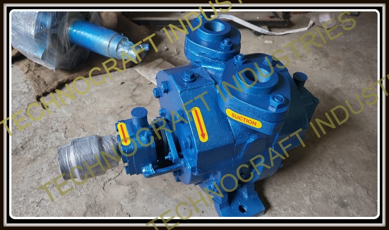 Flat Port Vacuum Pump - Color: Blue
