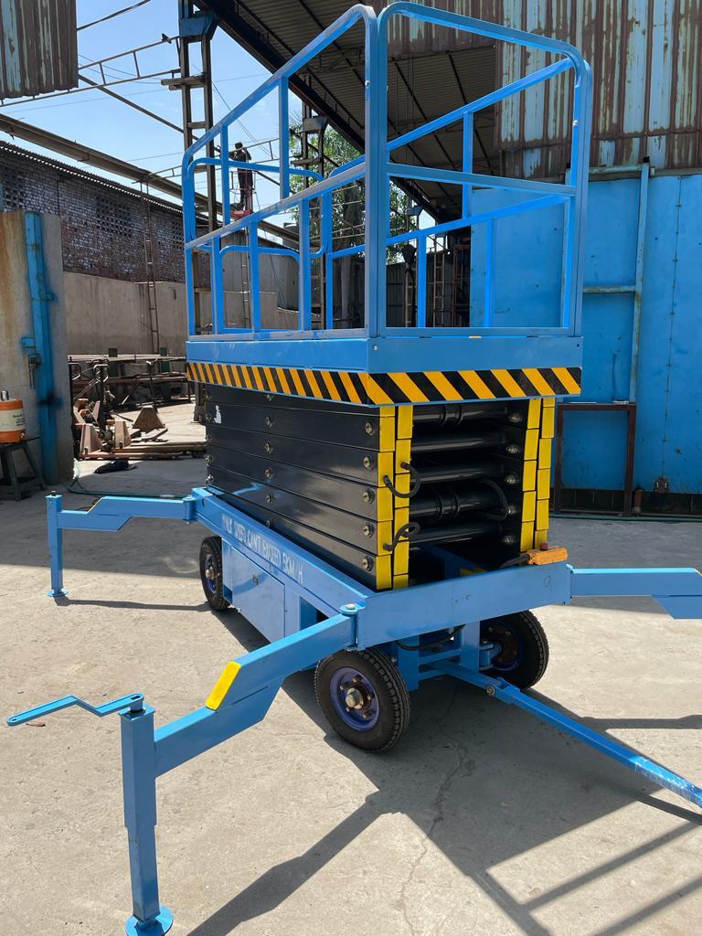 Easy To Operate Movable Scissor Lifts Tables