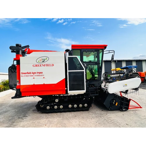 120 Hp Steering Wheel Drive Track Combine Harvester Capacity: 2 T/hr