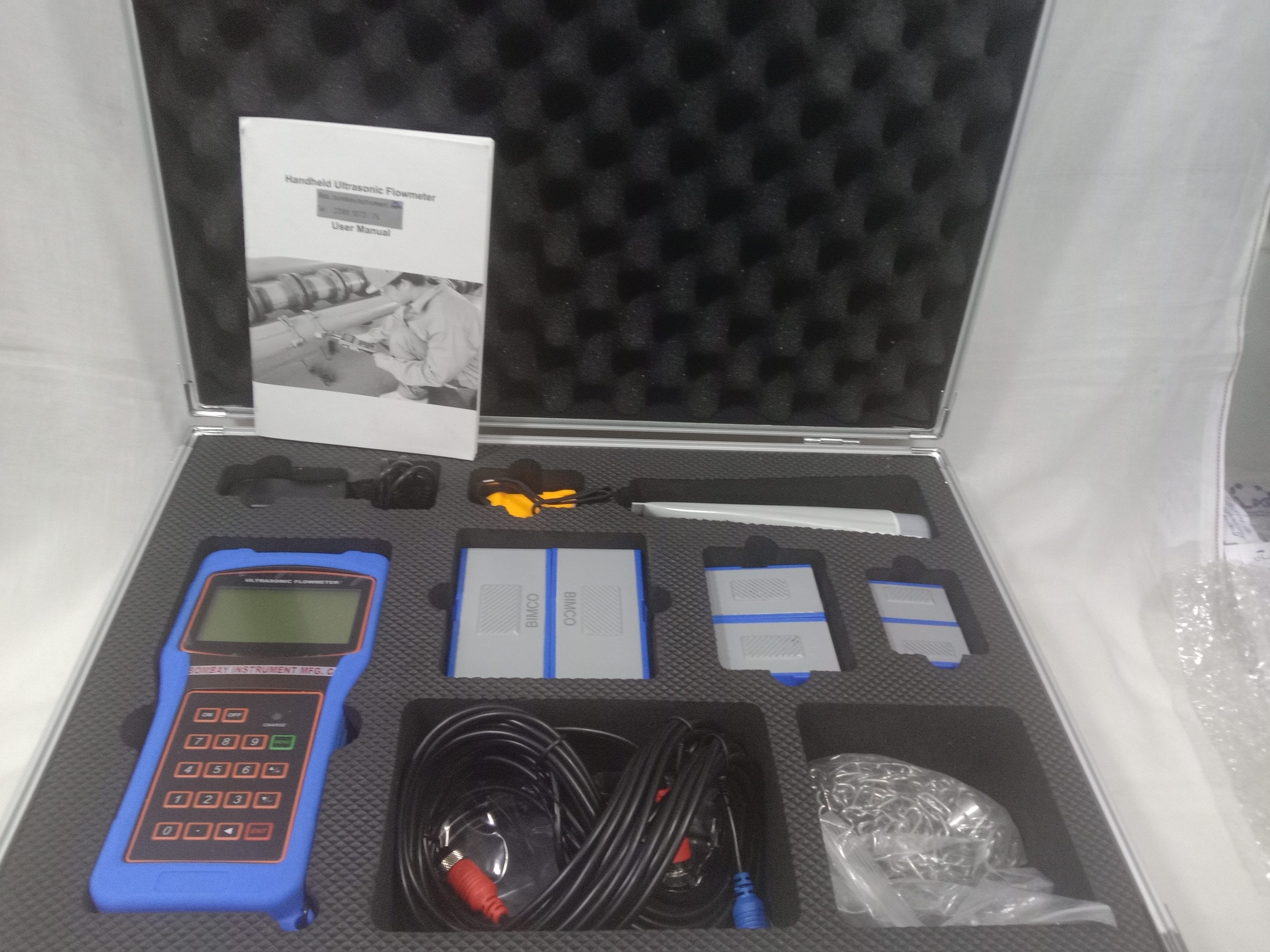 Ultrasonic Digital Flow Meter - Accuracy: +/-1 %