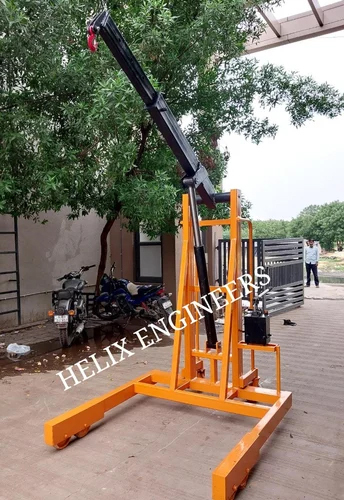 हाइड्रॉलिक फ्लोर क्रेन