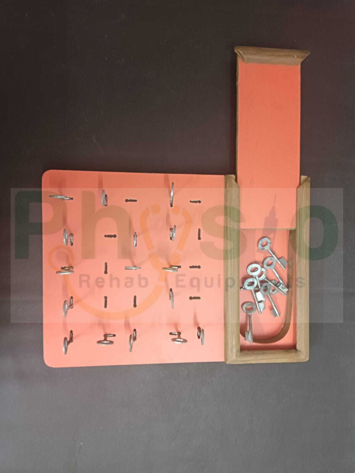 Key Hole Test Board By Physio Rehab Equipments