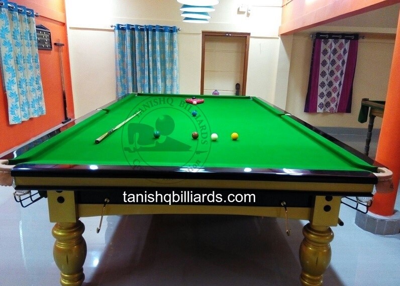 Imported Billiards Snooker Table Cue Forearm: Ash Wood