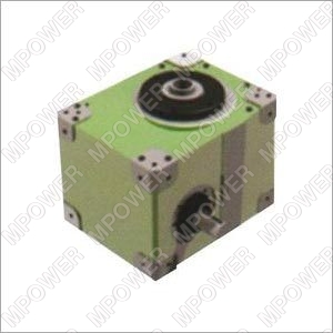 स्क्वायर एक्सिस इंटरमिटेंट ड्राइव्स