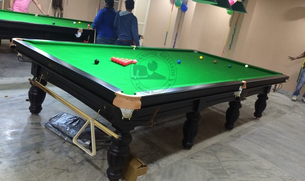Imported Standard Snooker Table - Cue Forearm: Ash Wood