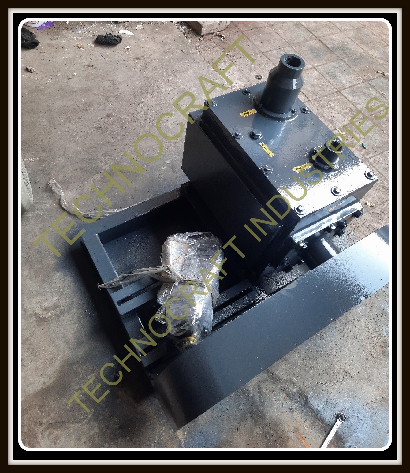 Oil Ring Vacuum Pump - Cast Iron Standard Grey | 50 To 10000 Lpm Flow Rate Electric Power Advanced Oil Seal Technology Enhanced Efficiency For Distillation And Vacuum Metallurgy
