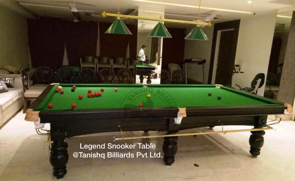 Antique Billiards Pool Board Table - Cue Forearm: Ash Wood