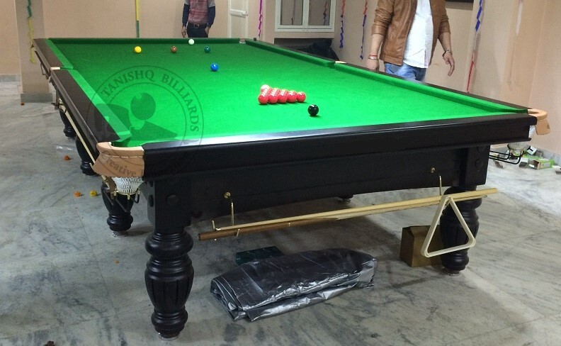 Tournament Billiards Table - Cue Forearm: Ash Wood