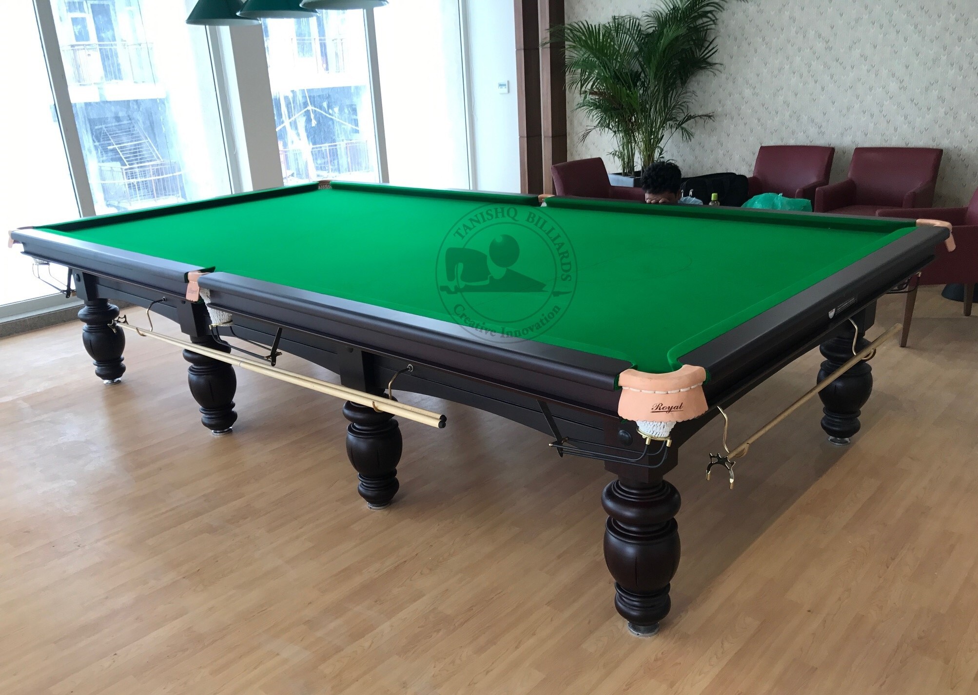 Tournament Billiards Table - Cue Forearm: Ash Wood