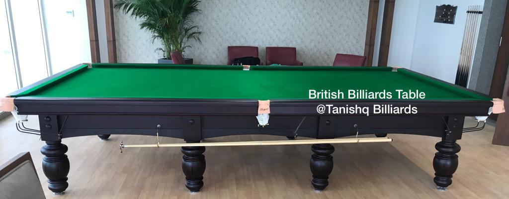 Green Billiards Snooker Table - Cue Forearm: Ash Wood