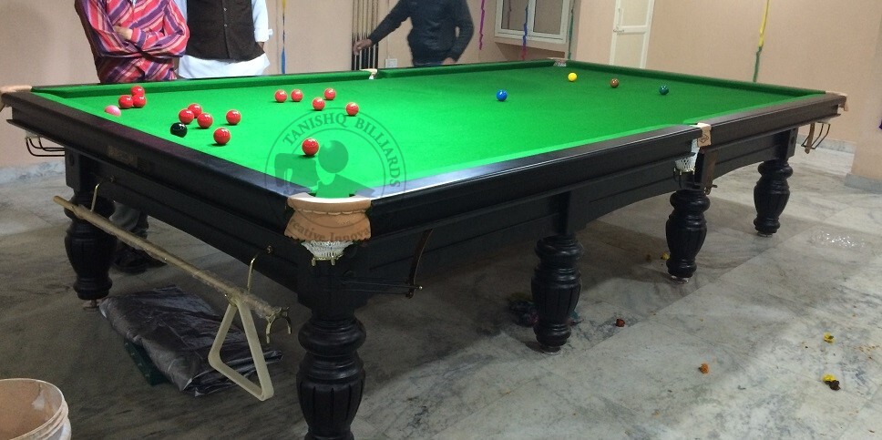 Premier Billiards Table - Cue Forearm: Ash Wood