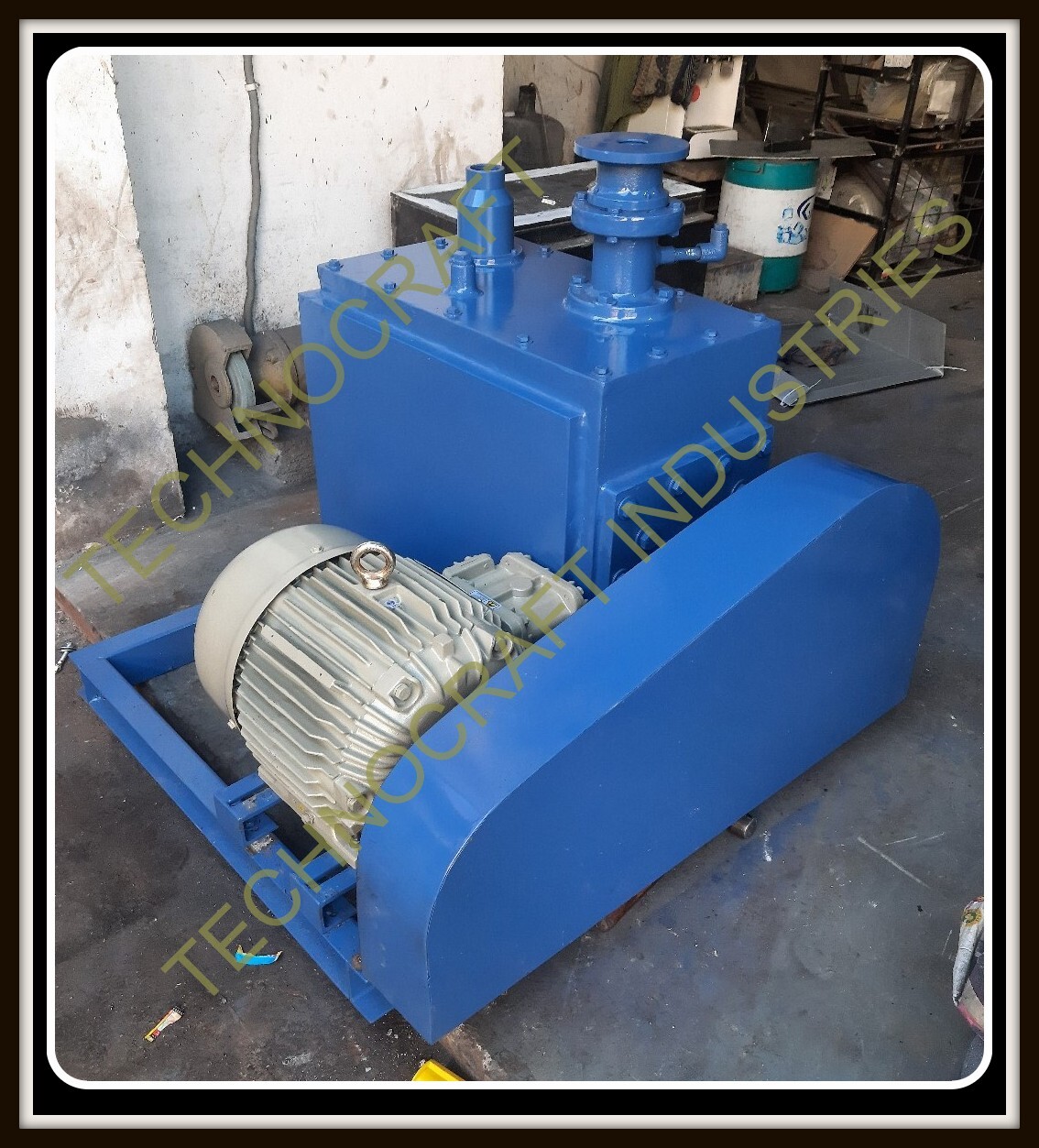 Vacuum Pump For Distillation - Color: Blue