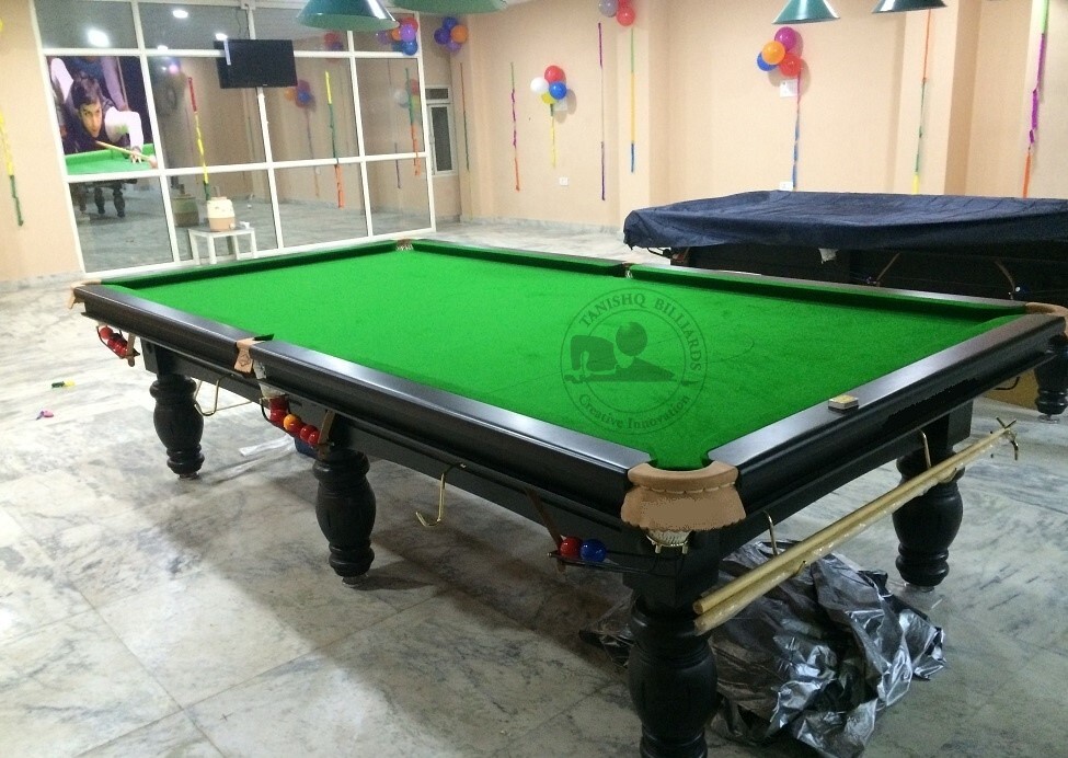 Discount Pool Table Cue Forearm: Ash Wood