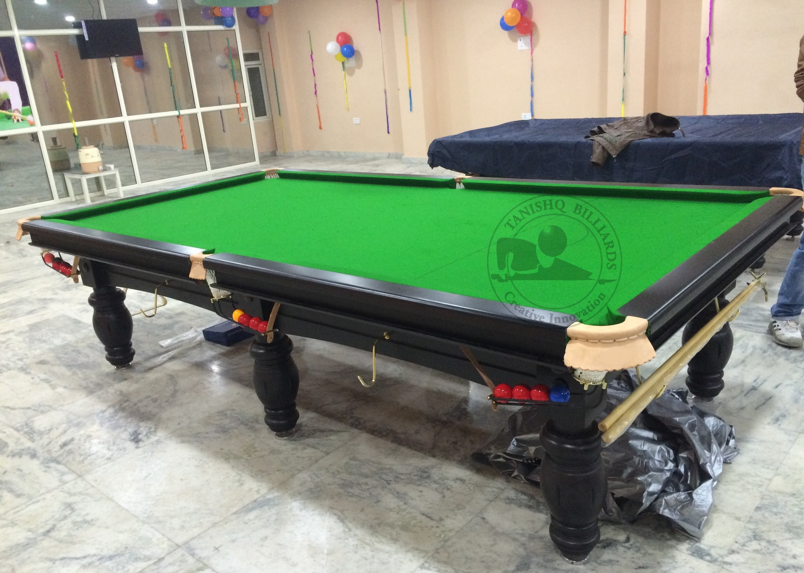 Discount Pool Table Cue Forearm: Ash Wood