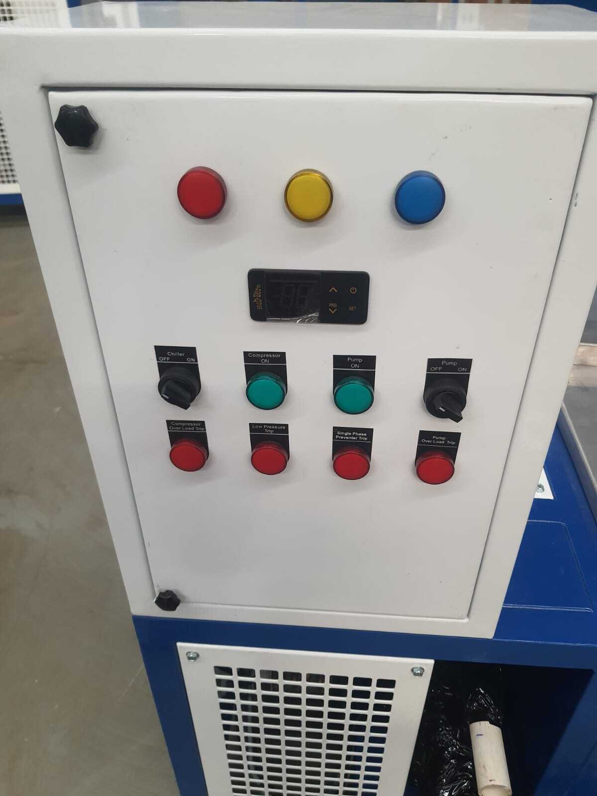 Industrial Air Cooled Chiller - 2 Ton 3 Phase Power Supply Blue Metal Housing | Efficient Cooling For Food Chemical And Plastic Industries 24000 Btu/h Capacity Low Noise At 67 Db Customizable Dimensions
