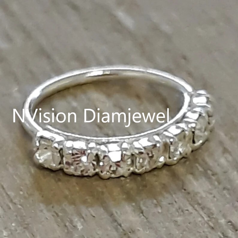Real Diamond Round Nosering