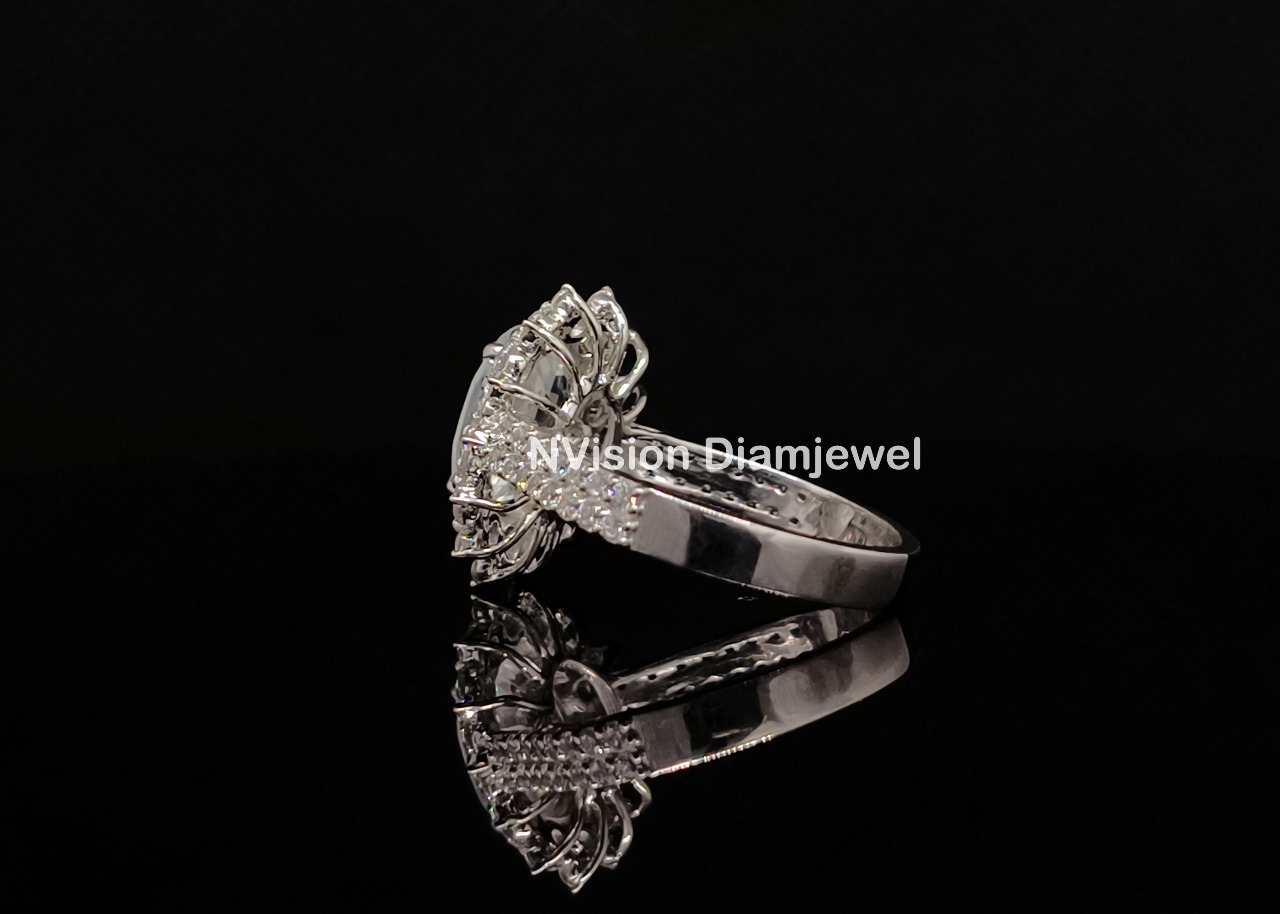 Lab Grown Diamond & Sapphire Ring In White Gold