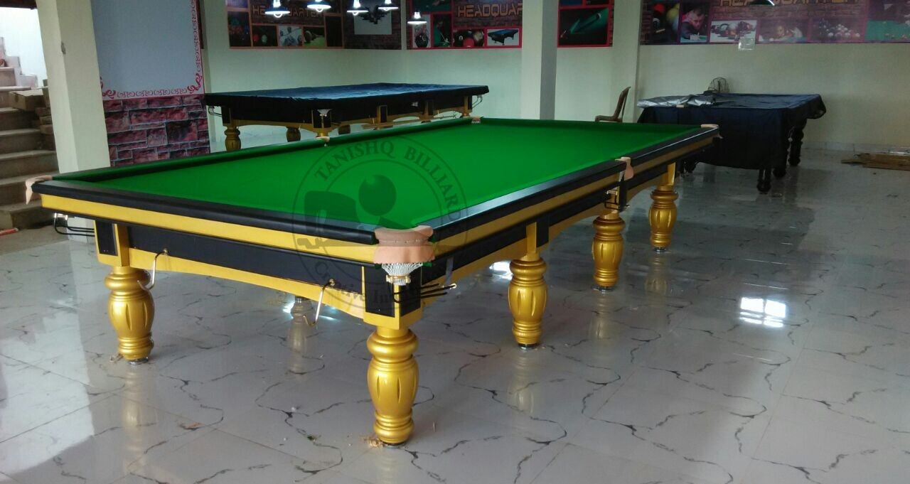 Modern Snooker Table - Cue Forearm: Ash Wood