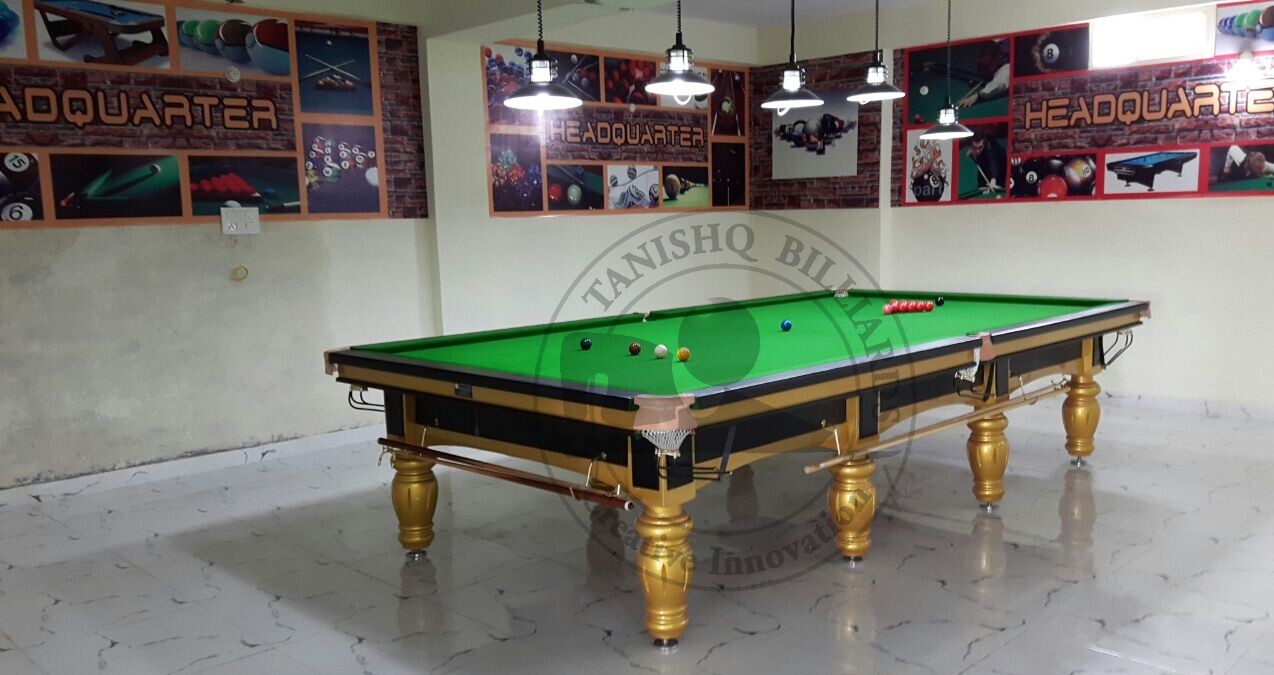 Modern Snooker Table - Cue Forearm: Ash Wood
