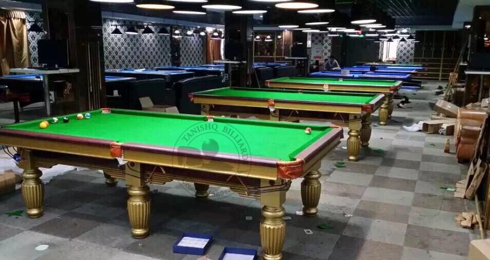 Imported Luxury Billiards Tables Cue Forearm: Ash Wood