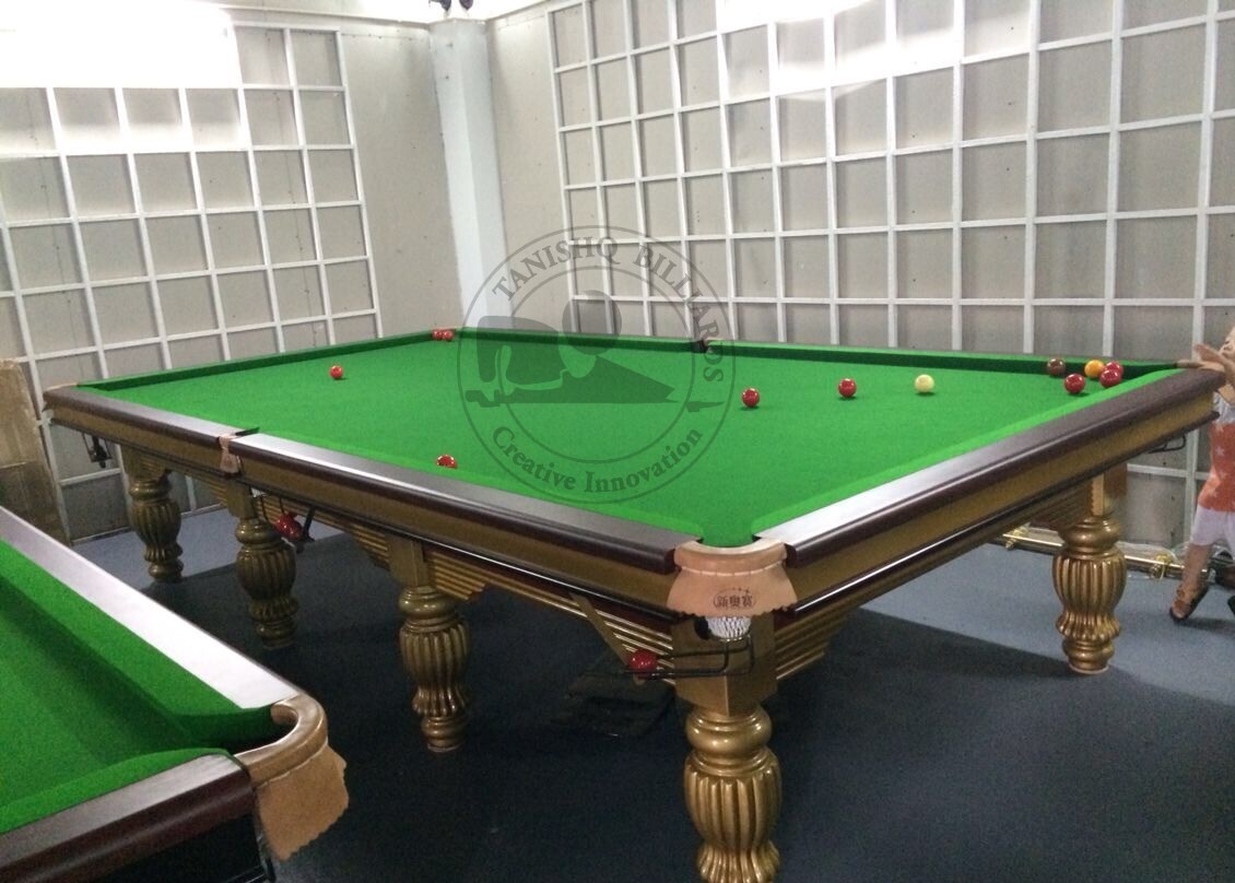 Imported Luxury Billiards Tables Cue Forearm: Ash Wood
