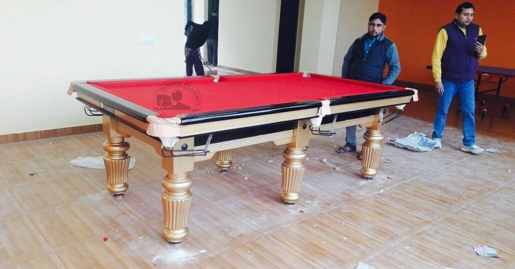 Red Top Pool Table Cue Forearm: Ash Wood