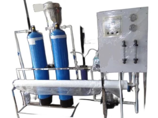 Frp Ro Plant - Capacity Above 10000 Lph | Semi-automatic Operation With Activated Carbon And Sand Media