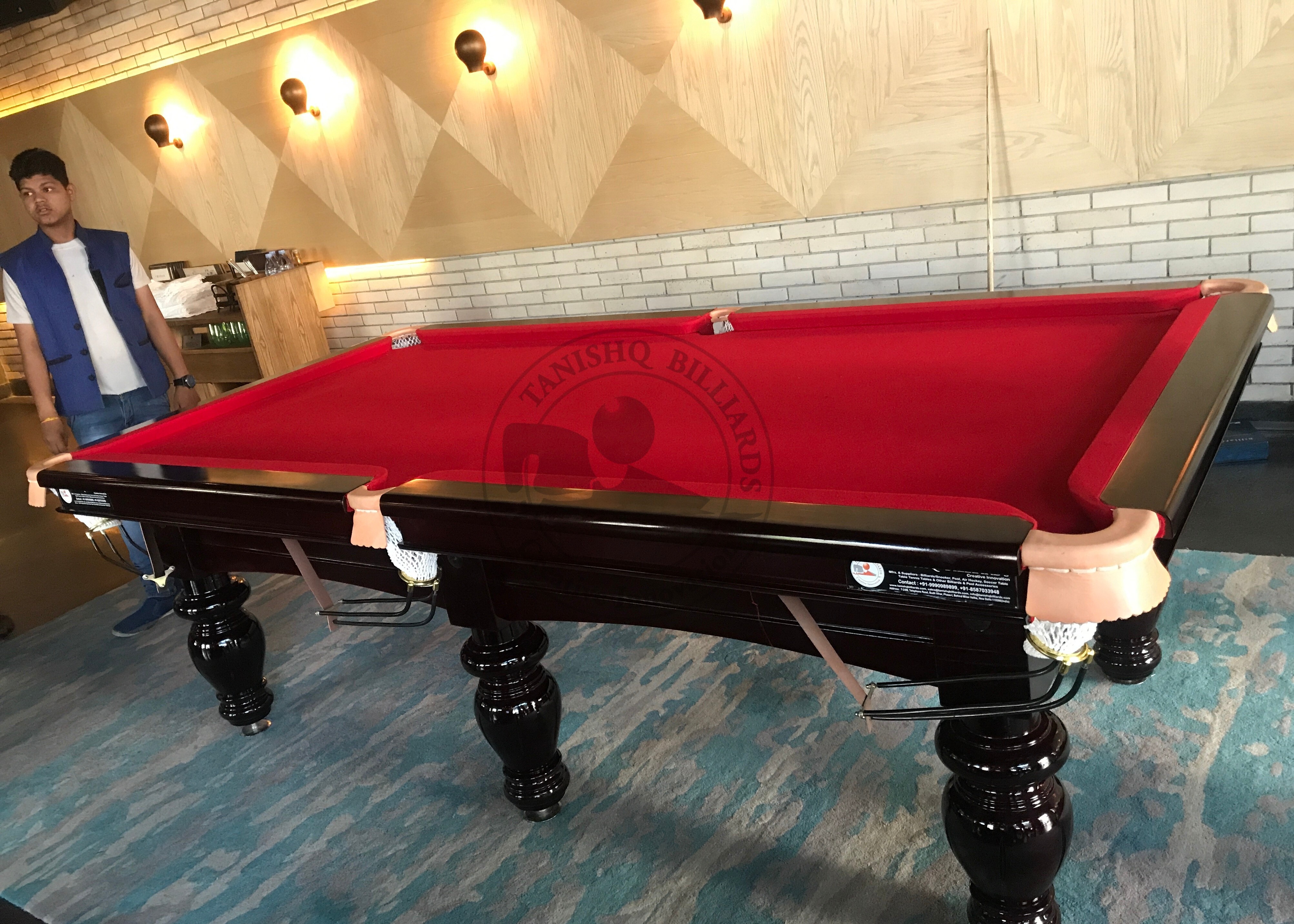Pool Board Table - Italian Slates - Cue Forearm: Ash Wood