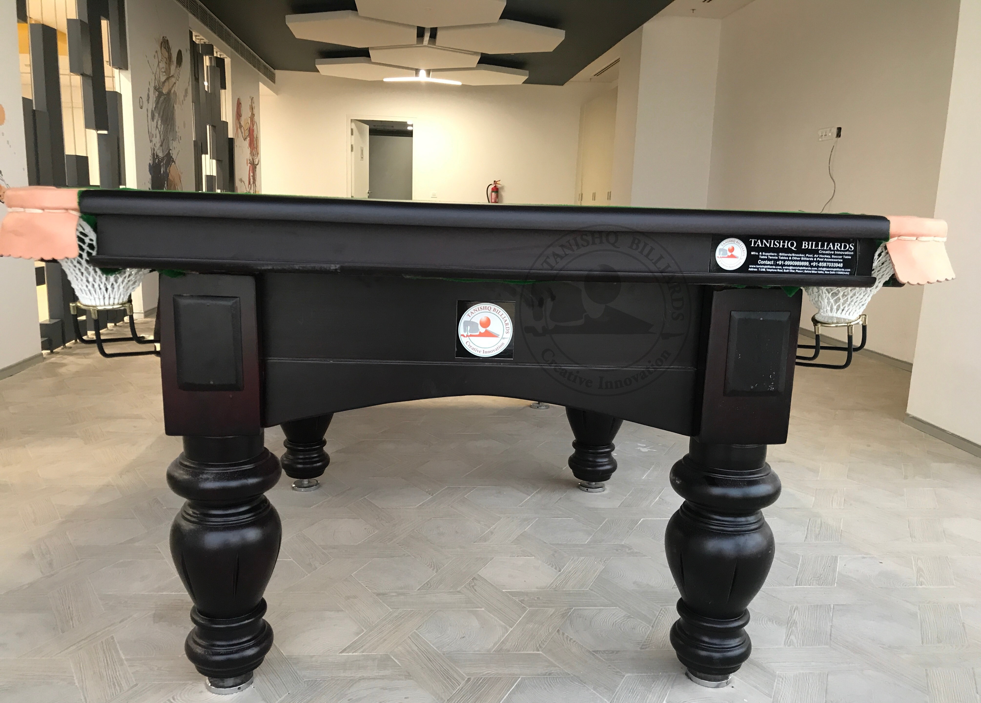 Strachan Pool Board Table - Cue Forearm: Maple