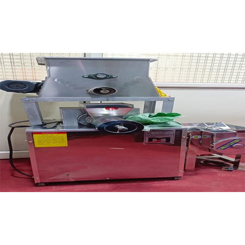 मकारोनी बनाने की मशीन