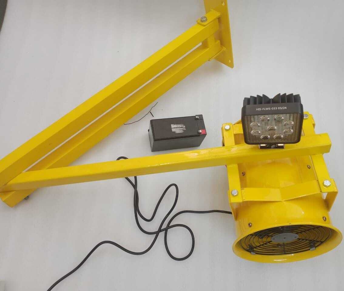 Dock Light And Fan - Application: Used In Industrial Work