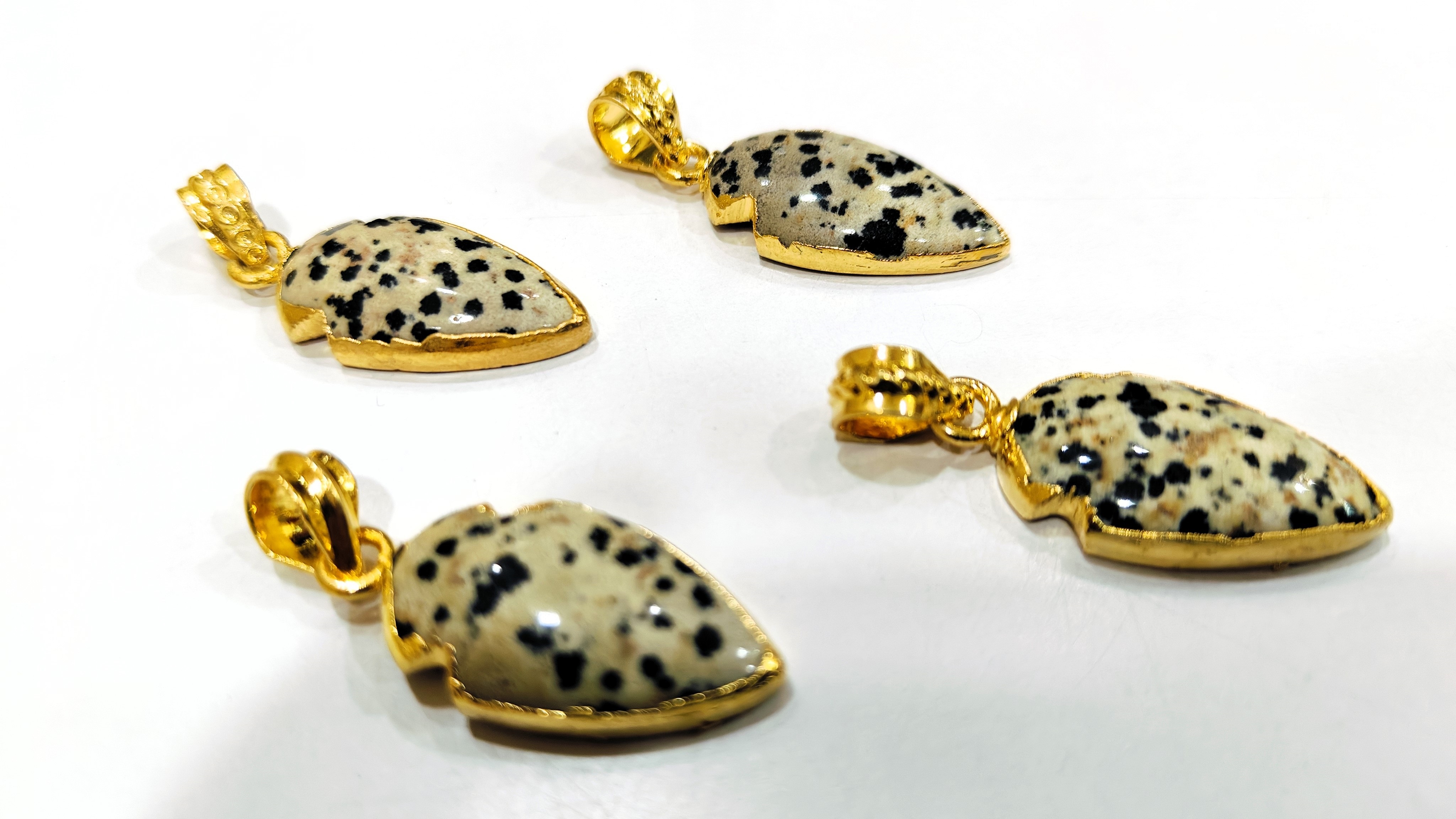 Natural Gemstones Arrowhead Pendant 30to40mm 22kt Gold Pendants