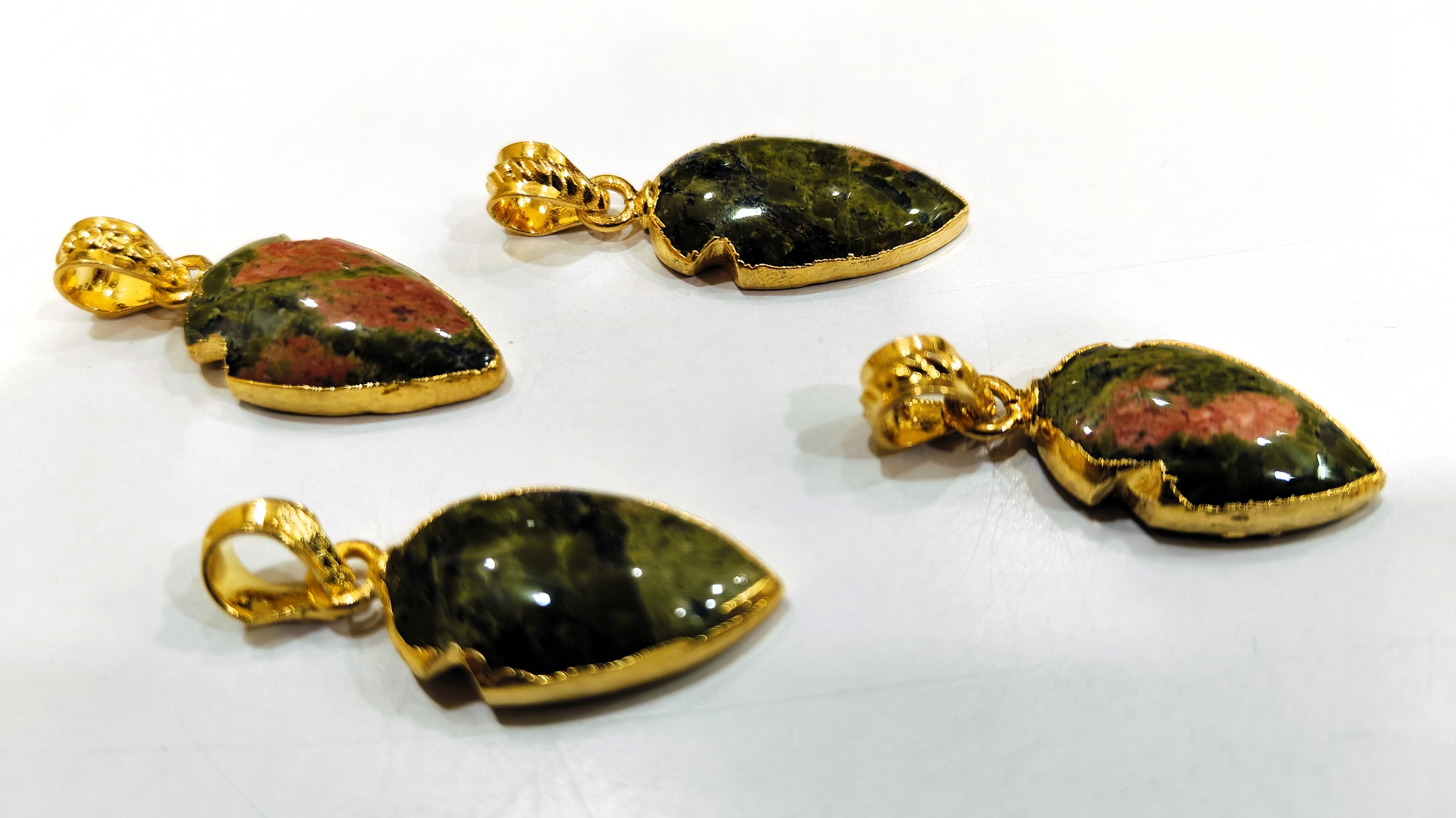 Natural Gemstones Arrowhead Pendant 30to40mm 22kt Gold Pendants