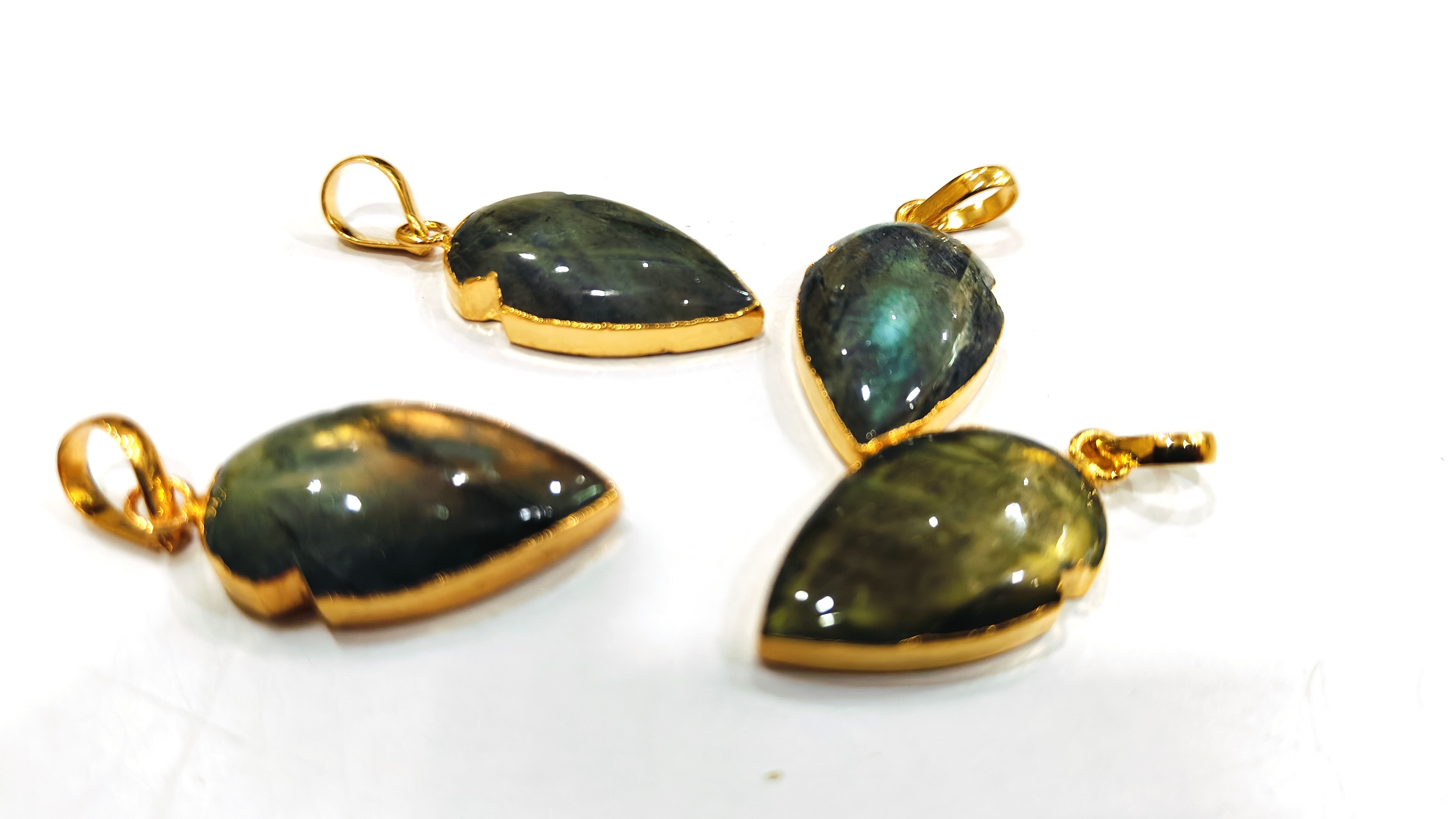 Natural Gemstones Arrowhead Pendant 30to40mm 22kt Gold Pendants