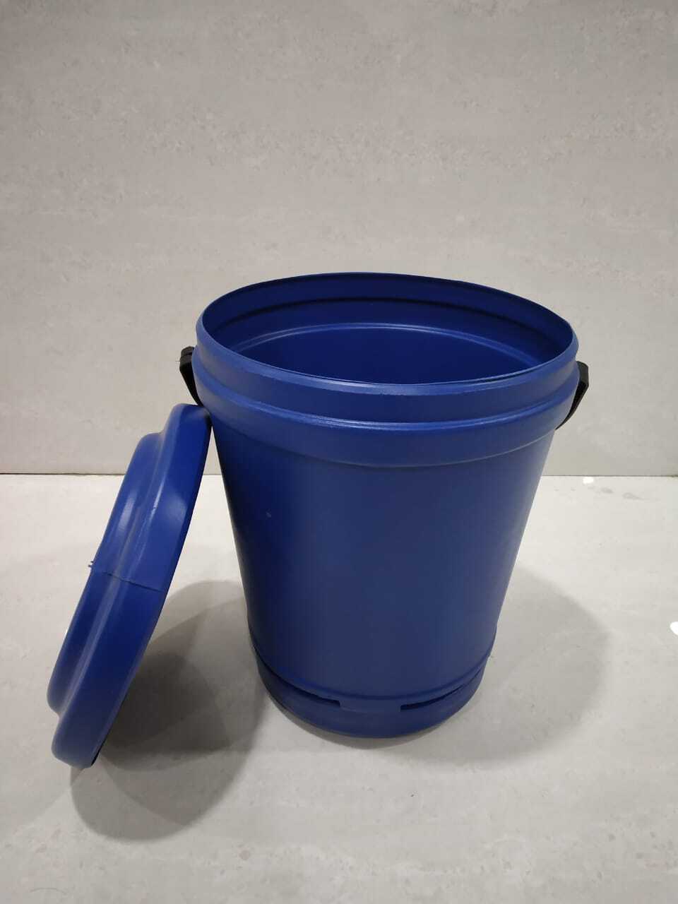20 Litre Plastic Dustbin - Color: Blue
