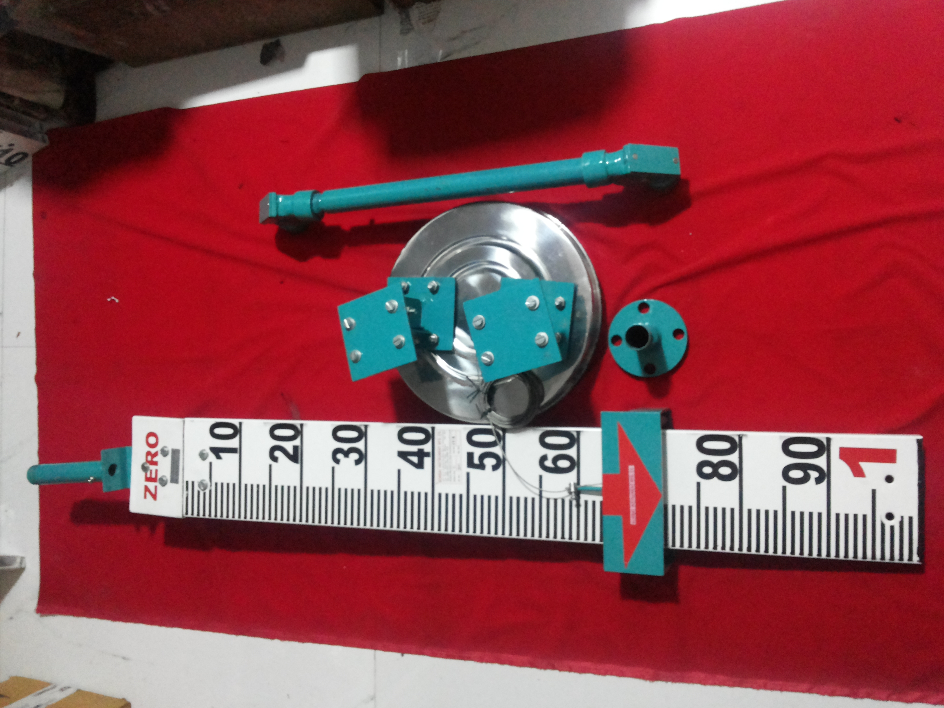 Float & Board Level Indicator - Ss.304 & Ss.316 Material, 150mm Wide Board | Visual Indicator, Adjustable Pipe For Tank Height, Ip65 Protection Level