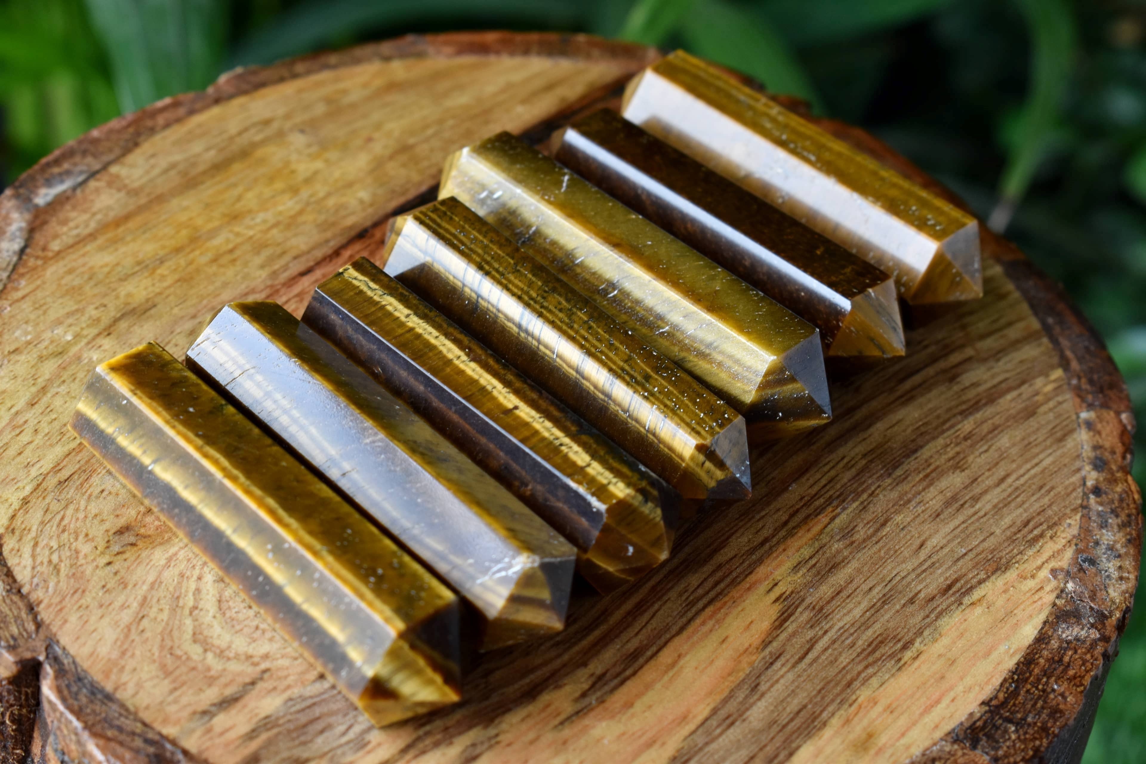 Tiger Eye Points - High-quality Natural Crystal Pencils, 45-50mm Length X 10-12mm Width, Unique Color And Shape, Aaa Grade