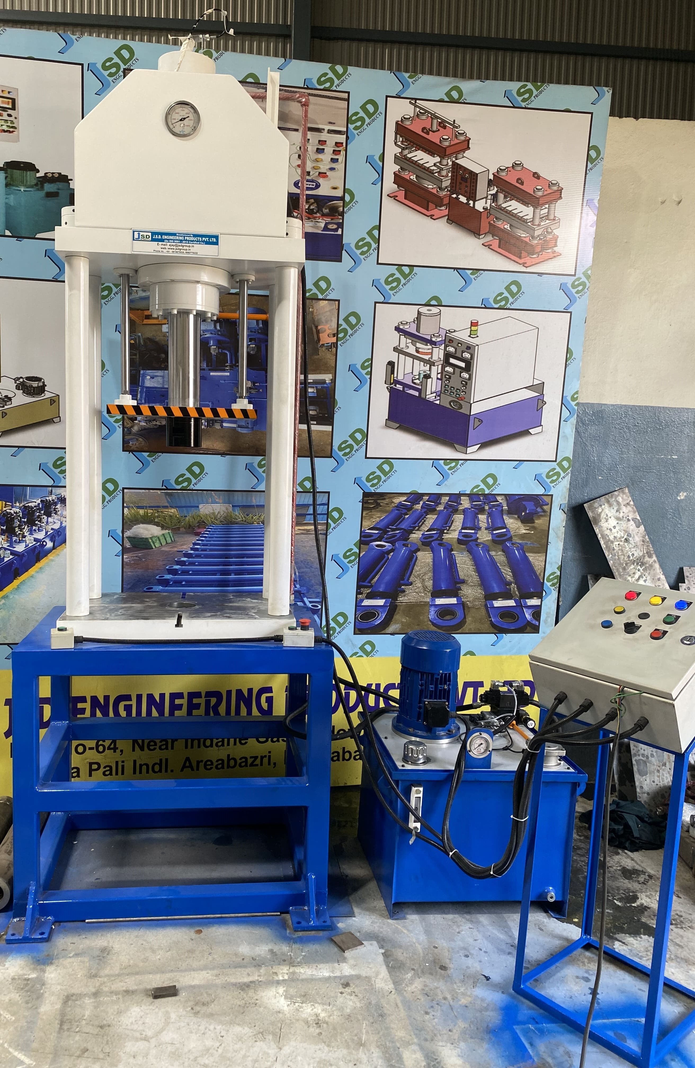 Hydraulic Press 50 Tons With Anti Rotation Guide From Both Sides - Color: White & Blue