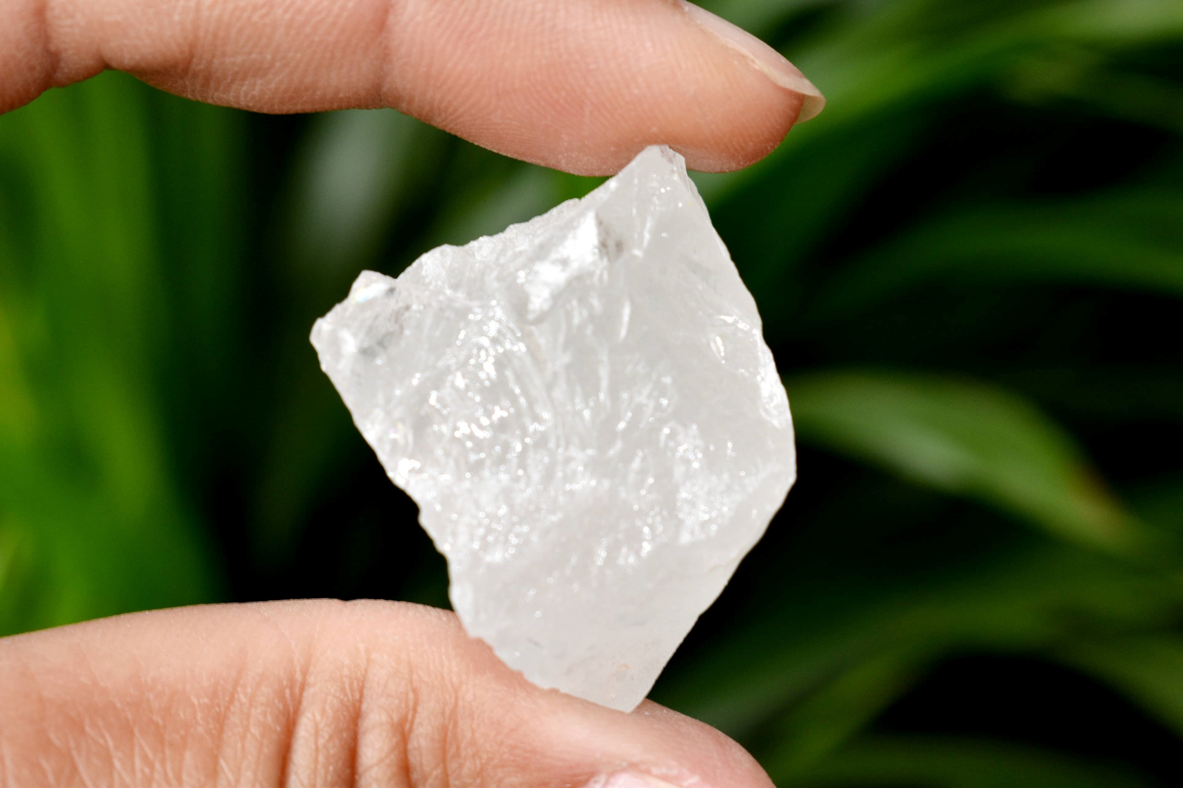 Crystal Quartz Rough Stone Crystal Raw Stone Rough Rock - Aaa Grade, 1 Inch Size, White Natural Quartz, Unique Patterned Design