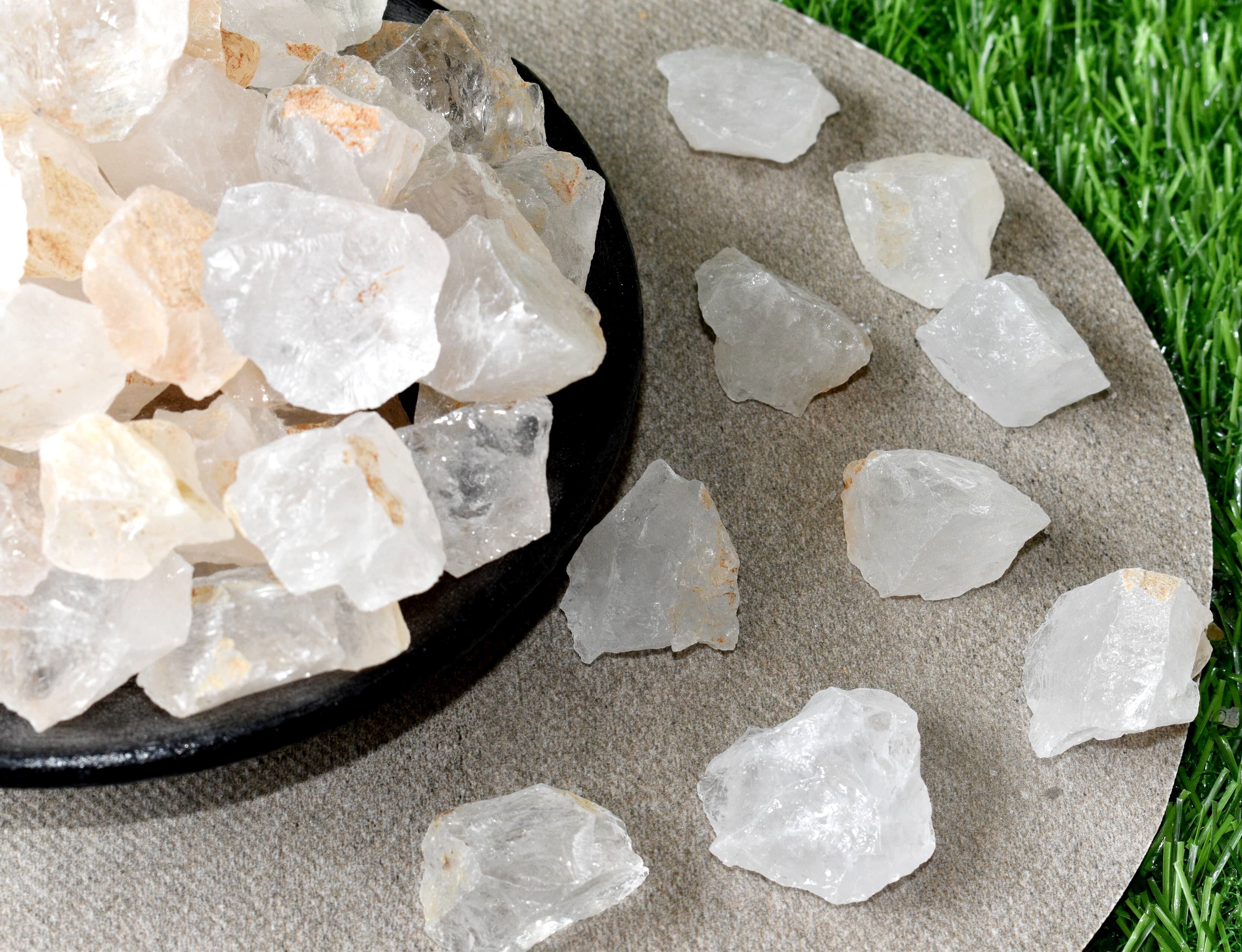 Crystal Quartz Rough Stone Crystal Raw Stone Rough Rock - Aaa Grade, 1 Inch Size, White Natural Quartz, Unique Patterned Design