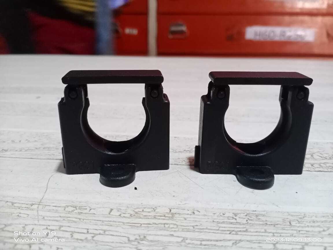 Conduit Clamp Pg - 29 | Polyamide Pa-6, 62mm Length, Black (Ral 9005), Uv Resistant, Temperature Range -30â°c To 80â°c, Easy To Assemble