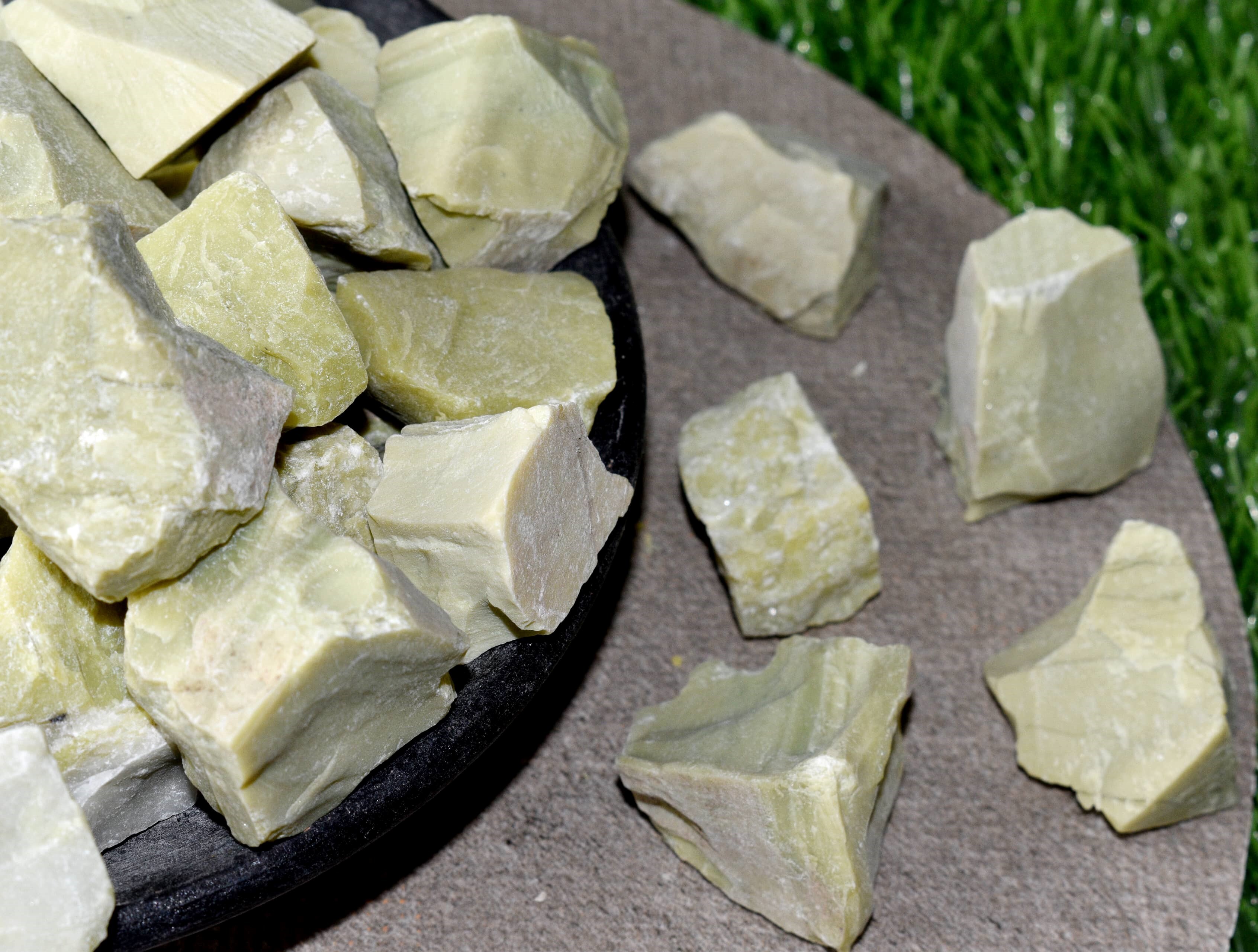 Serpentine Rough Stone Crystal Raw Stone Rough Rock - Aaa Grade Natural 1 Inch Unpolished Serpentine Crystal, Unique Patterns And Textures