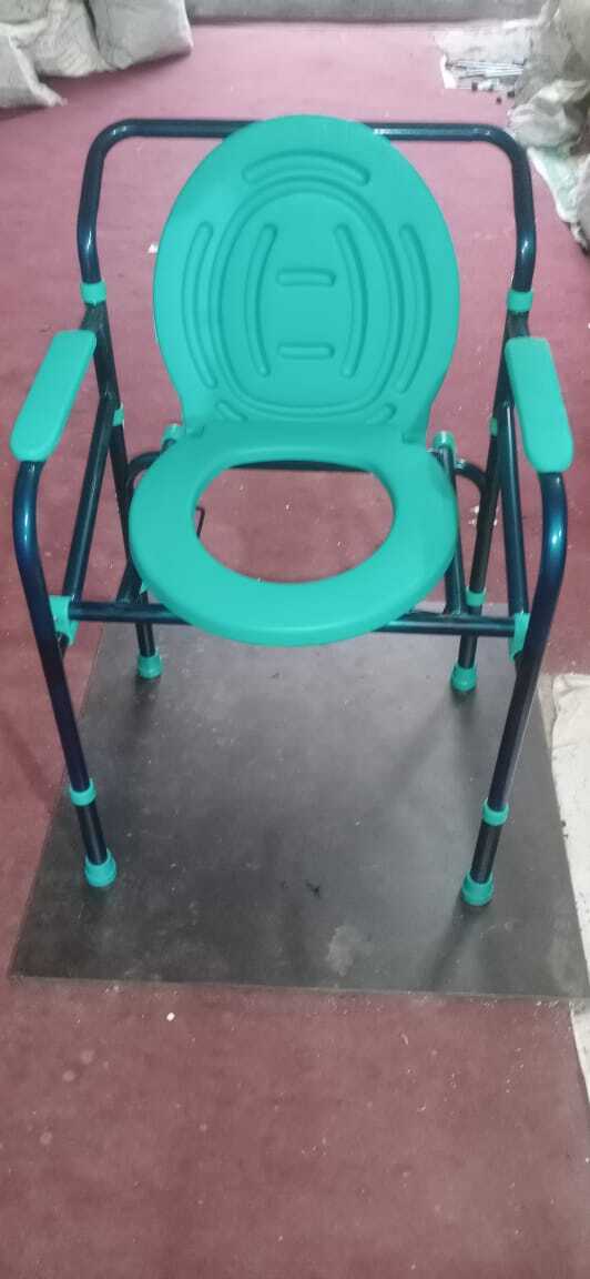 Adjustable Commode Chair - Iron Material | Foldable Design For Space Efficiency And Enhanced Convenience