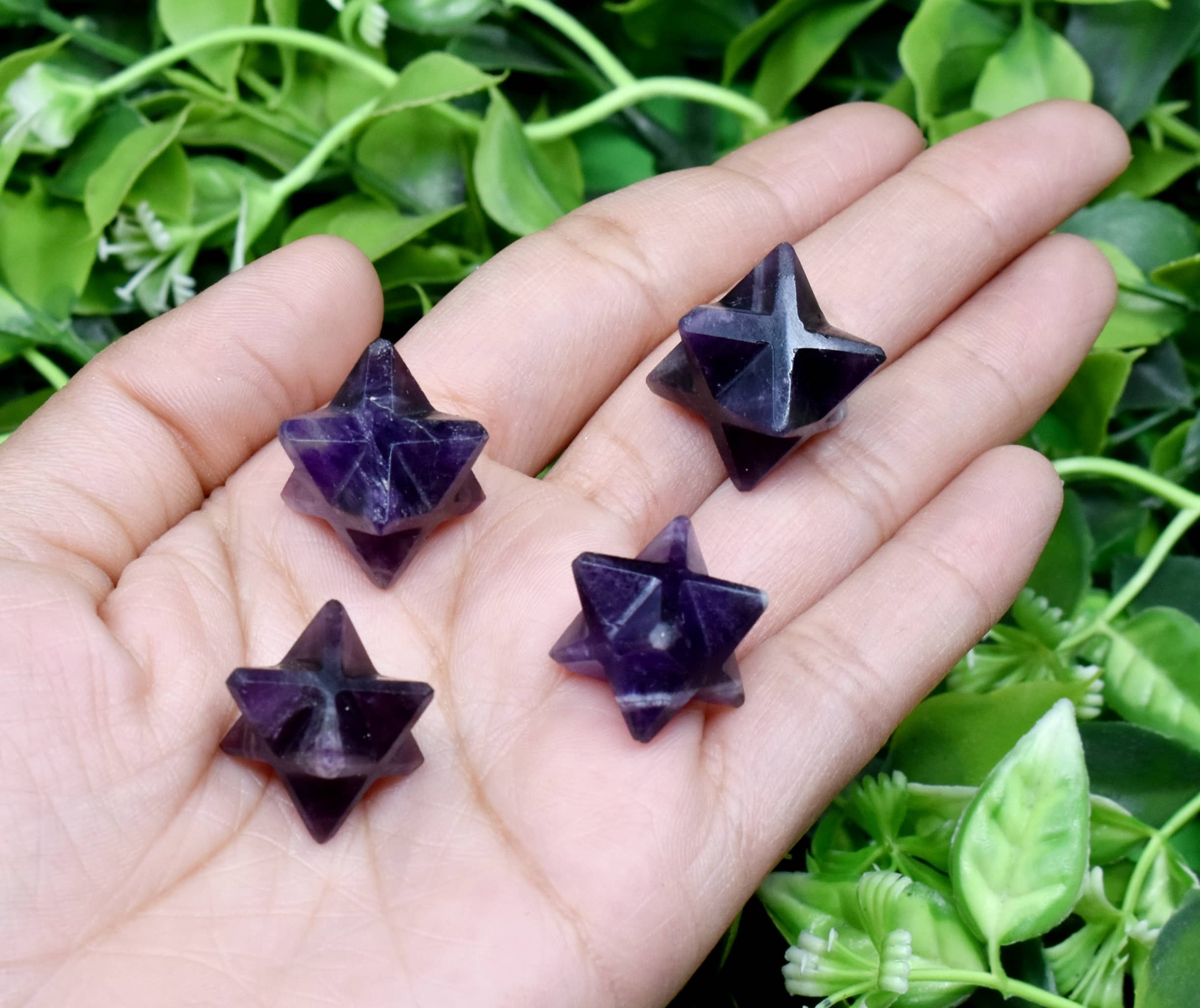 Amethyst Crystal Merkaba Stars Crystal Grid Energy Healing Sacred Geometry Stars - Material: Amethyst Size: 18-25mm Color: Purple | Grade: Aaa Weight: 15 Grams Natural Stone Type