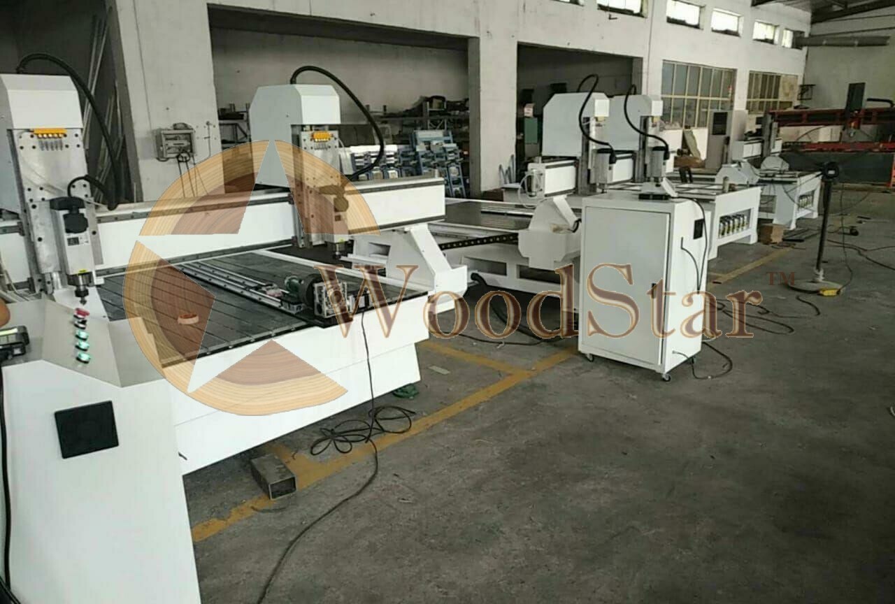 Woodstar Cnc Woodworking Router Wsr-1325 - 1500x2500x300mm, Grey/green/white | 24000 Rpm Air-cooled Spindle, 1300kg Weight, 45000 Rpm Motor, 12,000+ Designs Included, 9.0 Hp Power